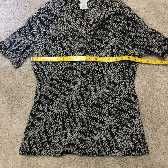 90s Crepe Botanical Silhouette Button Down Shirt - Picture 10 of 14